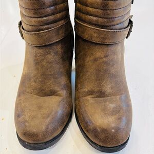 Twisted Brown Ankle Boots for Women size 10